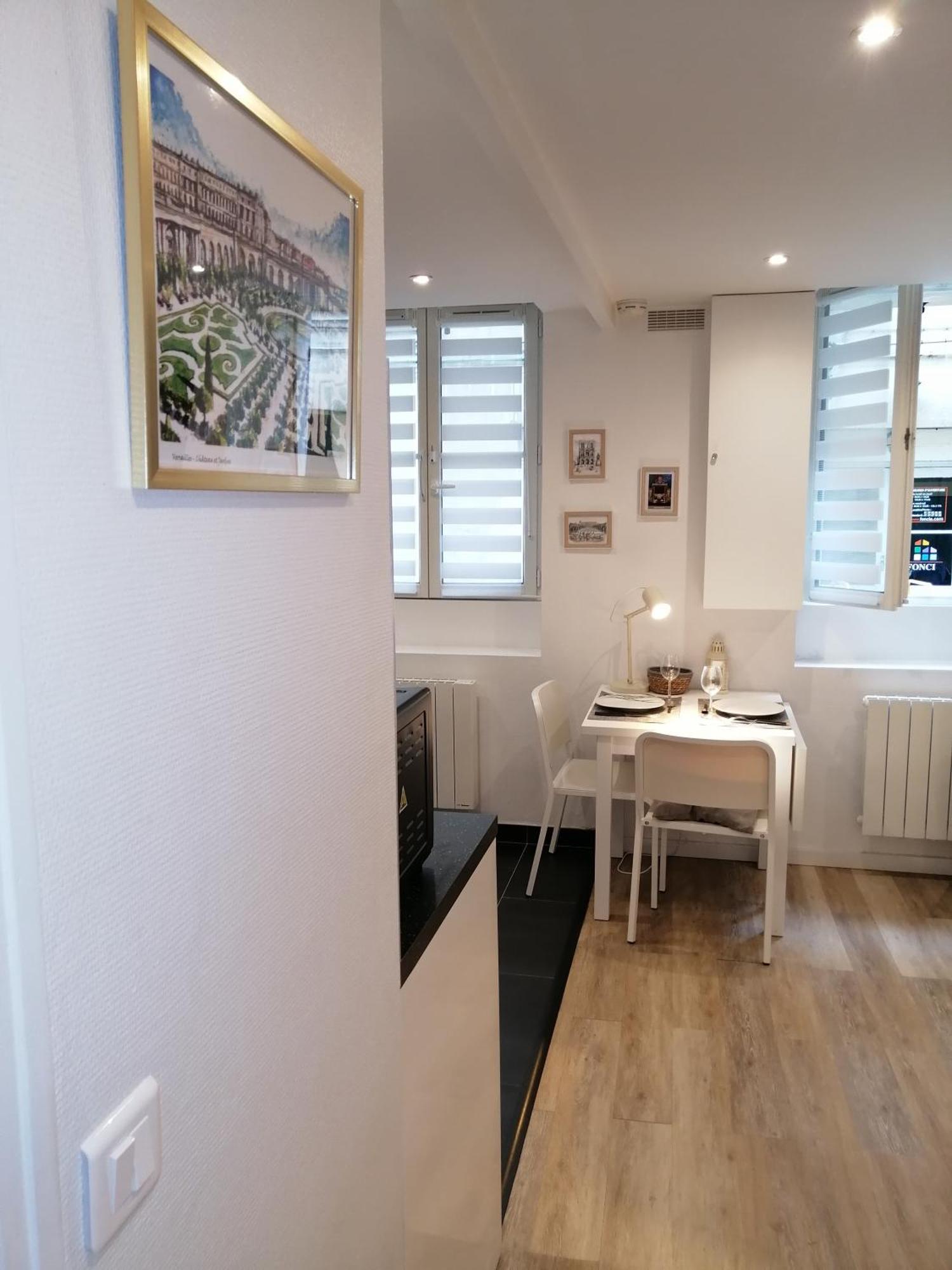 Le Vauban, Charmant Studio 5 Minutes Du Chateau Versailles Exterior foto